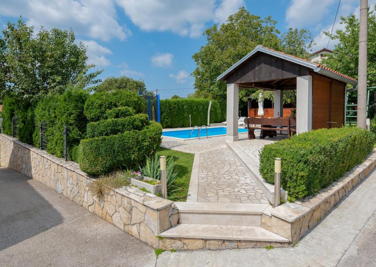Villa Semy Pazin Eksteriør bilde